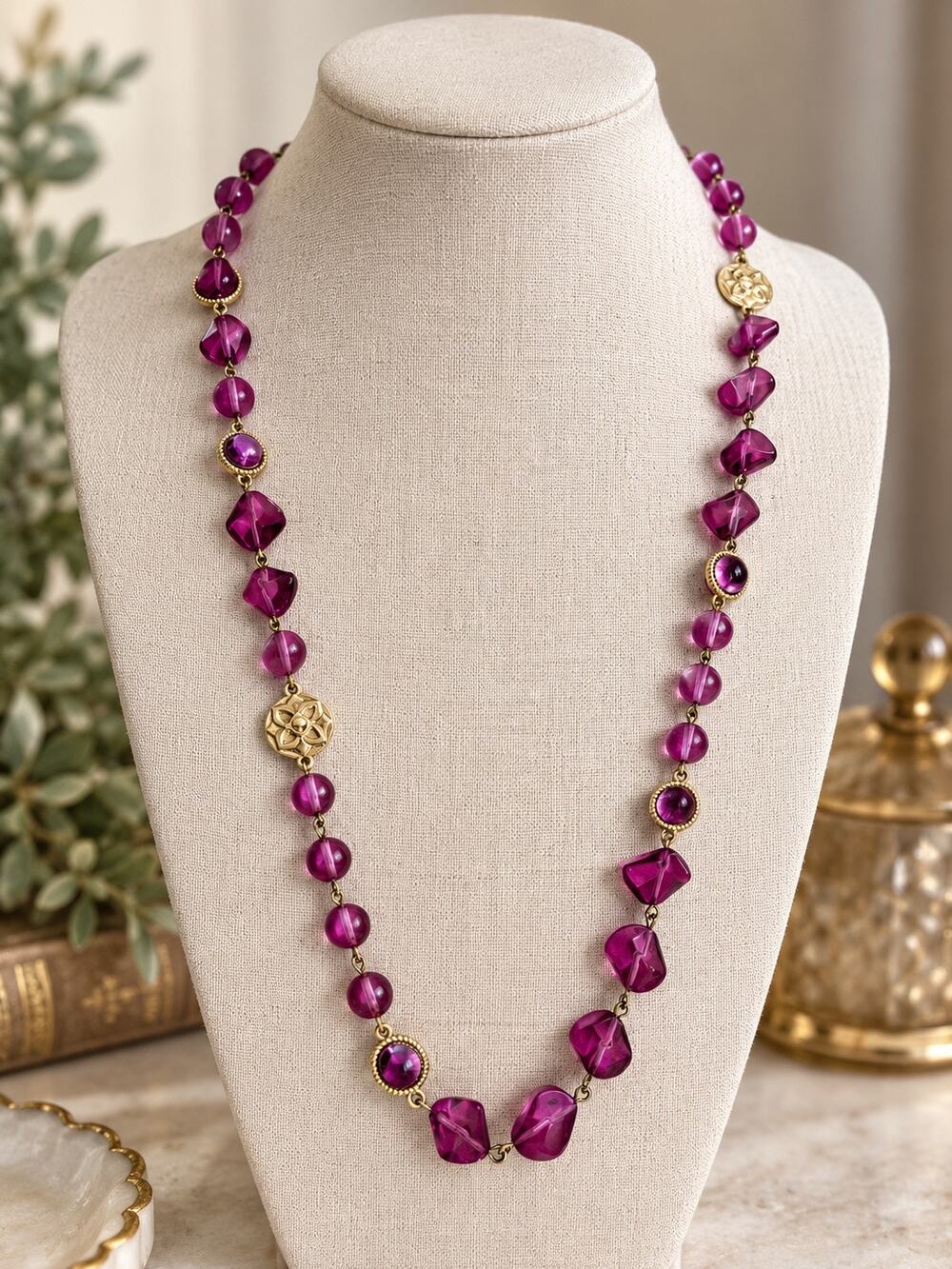 Talbots Chunky Purple Beaded Necklace Gold Tone Fashion Statement